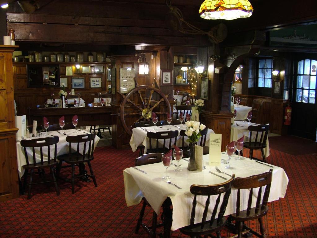 The Spice Ship Weymouth Exterior foto